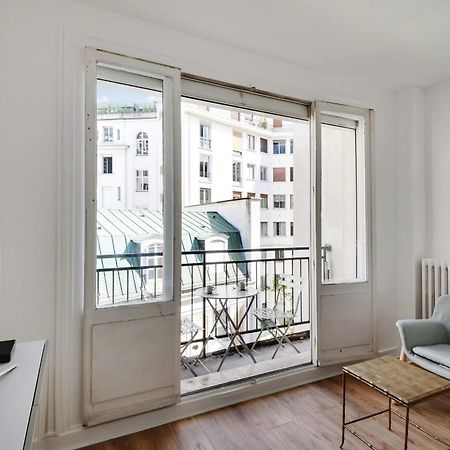 Bright Studio For 2 - Champs-Elysees Paris Bagian luar foto